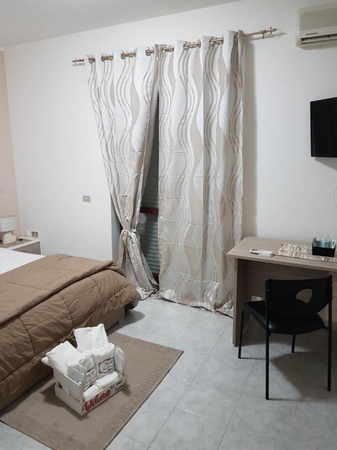 B&B La dolce notte Santa Maria Capua Vetere Extérieur photo